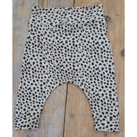 Baggy broekje licht camel met zwart