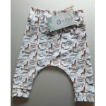 Baggy broekje wit met wilde dieren