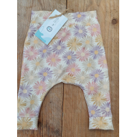 Baggy broekje zonnig bloemmetje